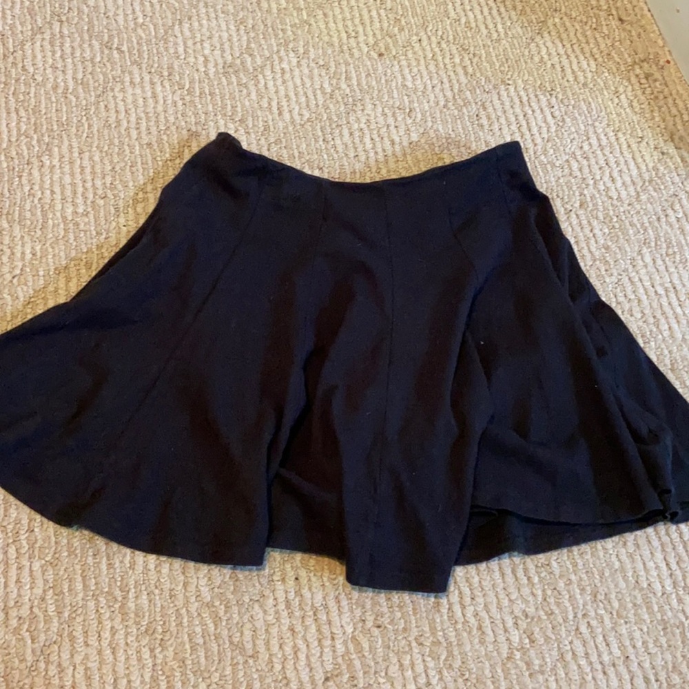 American eagle NWOT black pleated skirt!